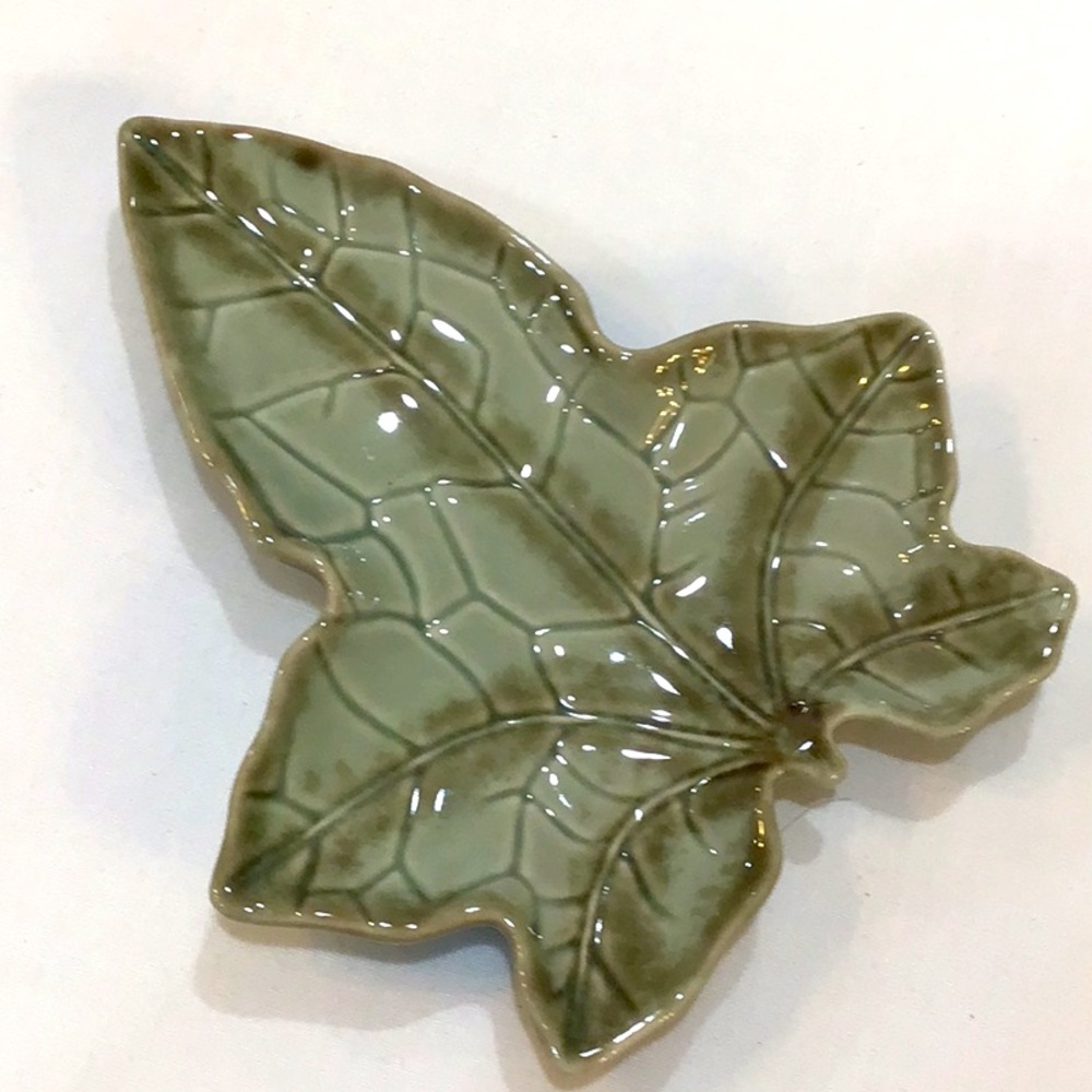Christian Tortu Paris leaf dish EUC
